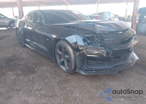 2019 Chevrolet Camaro 2Ss z USA, uszkodzony, nr VIN 1G1FG1R72K0117201